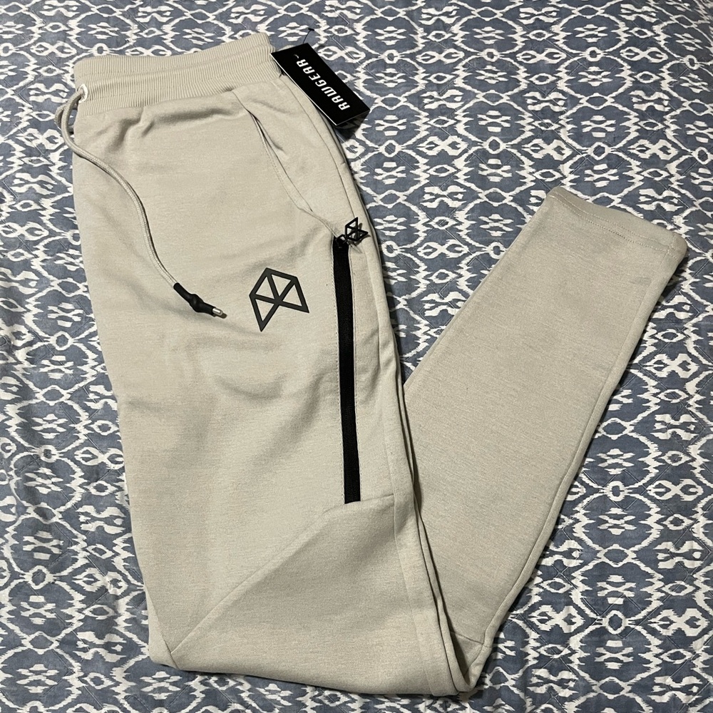 NWT Men’s RAWGEAR Joggers